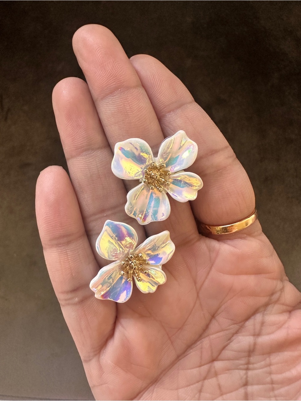 Iridescent Floral Stud Earrings - Women Jewelry - White/Gold